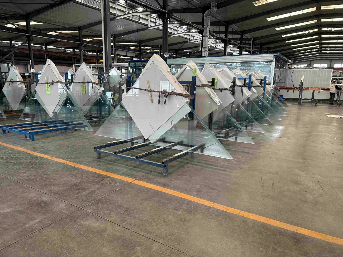 1682387736226328.jpg beec40ee35441569b71a14ba569b403_7526375.jpg